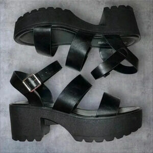 Dream pairs sandals size 11 women’s